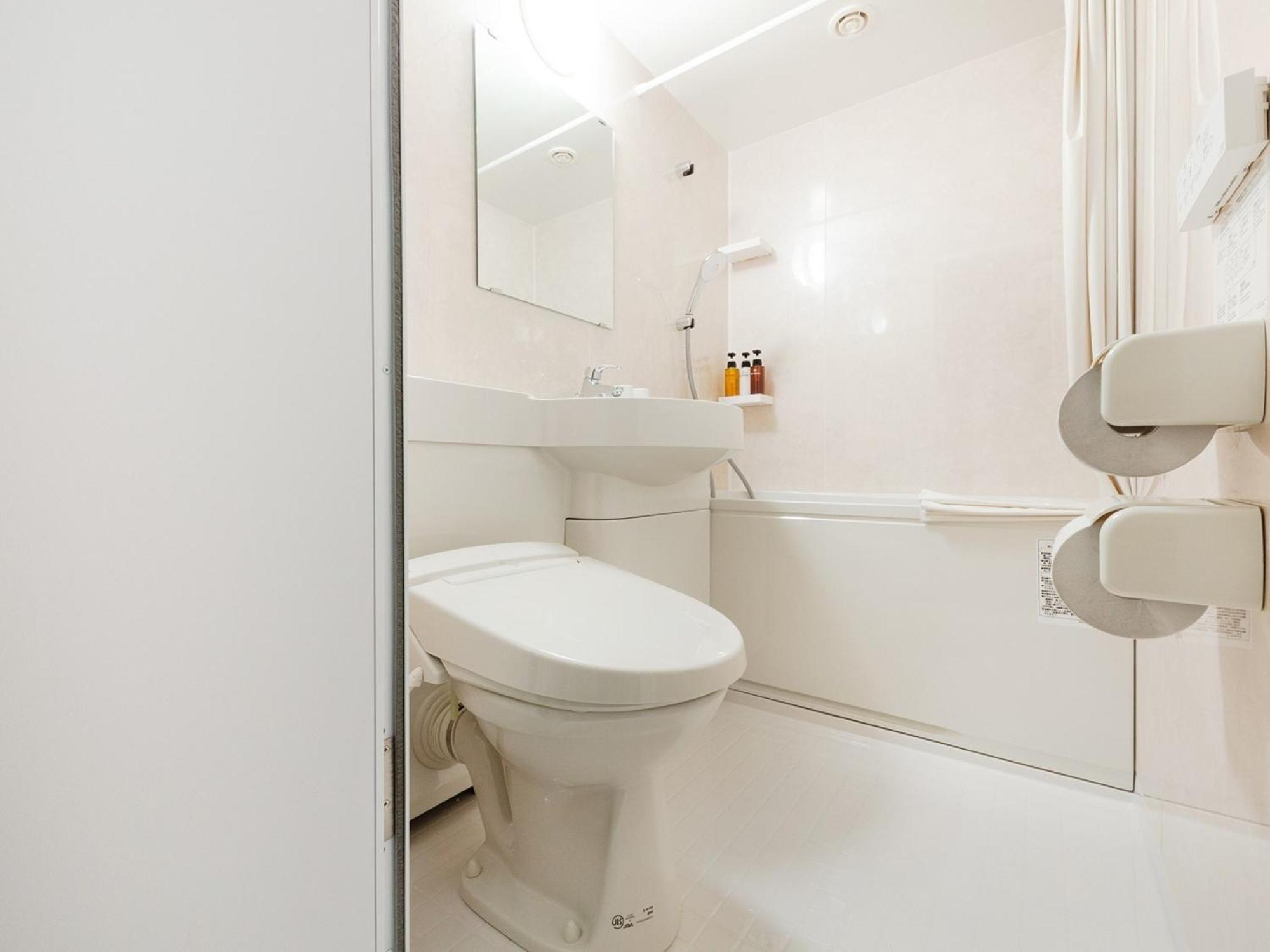 The One Five Osaka Sakaisuji - Vacation Stay 47177V מראה חיצוני תמונה